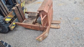 rám náraznik zetor - 2