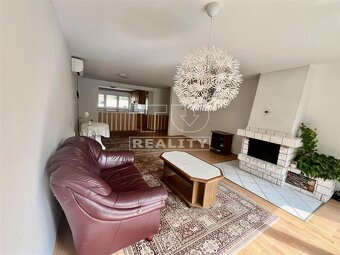 Na predaj veľký rodinný dom s tromi kúpeľňami pri Malom... - 2