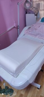 Kozmetické hydra.lehátko + príslušenstvo - 2