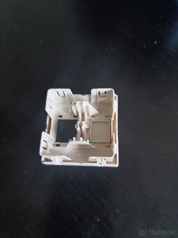 R&M podlahová / do žľabu, pre 2xRJ45, 45x45 mm - 2