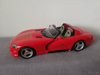 1:18 DODGE VIPER Bburago cervena - 2