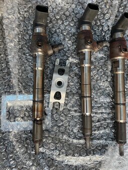 Vstreky / trisky 1.6tdi 77kw, 03L130277B, original - 2