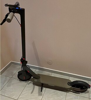 Predám čisto novú Elektrickú Kolobežku - nerozbalenú - 2