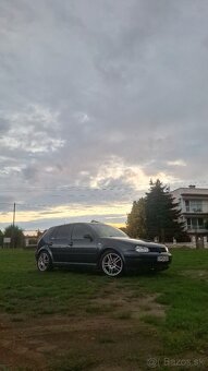 Golf 4 - 2