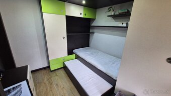 Darujem za symbolicku cenu 40euro skrinu s posteľou - 2