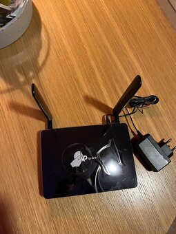 Predam wifi router TP Link Archer MR 200 - 2