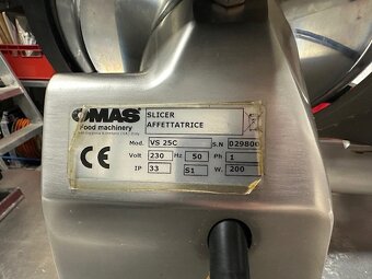 Krajací stroj zn. OMAS - 2