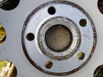 Elektróny 16"  originál audi - 2