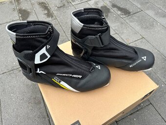 Topánky na bežky Fischer XC Control, veľkosť 42 (8 UK, 9 US, - 2