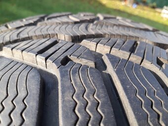 225/45 r18 zimne pneumatiky - 2