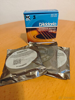 Predám 3x sady strún D'Addario EJ16 tvrdosť 12-53 - 2