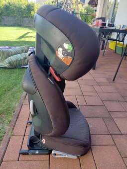 Predám autosedačku BeSafe izi up x3 fix - 2