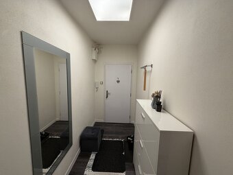 PREDAJ - Kompletne zrekonštruovaný 2-izbový byt na Sídlisku  - 2