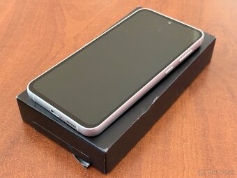 Samsung Galaxy S23 FE 8GB / 128GB Purple - 2