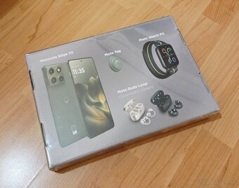 Motorola Edge 70 5G 12GB/512GB šedý - 2