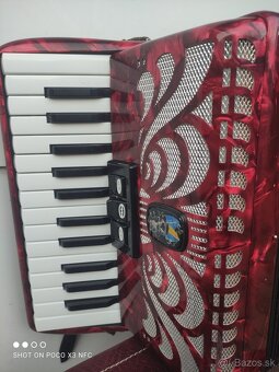 Akordeón Weltmeister Caprica - 2