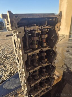 Hlava nissan navara pathfinger - 2