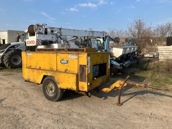 Predám stavebný kompresor pkd6 - 2