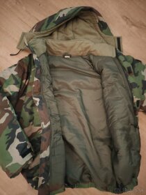 Vojenská bunda a nohavice - 2