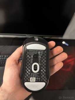 Steelseries Aerox 5 wireless - 2