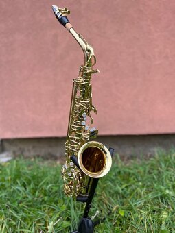 Predám Alt Eb saxofón s príslušenstvom - 2