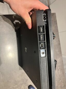 Predam PS4 slim - 2