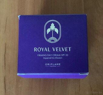 Spevňujúci denný krém SPF 20 Royal Velvet - 2