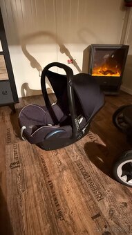 Maxi cosi vajicko a isofix zakladna - 2