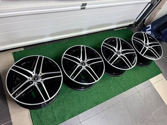 Mercedes V-Class AMG R19 original - 2