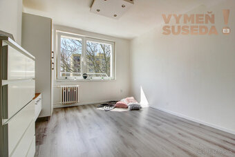 VYMEŇ SUSEDA – Garsónka vo vyhľadávanej lokalite /19,30 m2/ - 2