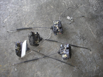 zamoky, spustac, mechanizmus, octavia II, fabia 2 , škoda - 2