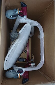 Chodítko s vysokými lakťovými opierkami - 2