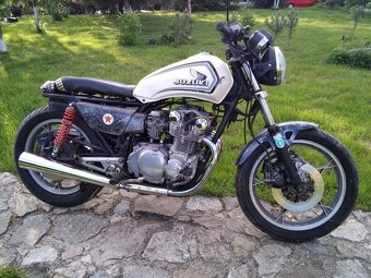 Suzuki GSX 550 - 2