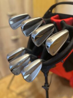 Sada želiez Taylormade P790 - 2