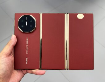 HUAWEI Mate XT ULTIMATE DESIGN 512GB - 2