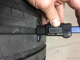 Falken 295/40 R20 letné - 2