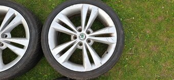 Letna sada Skoda Neptune 5x112 225/40 R18 - 2