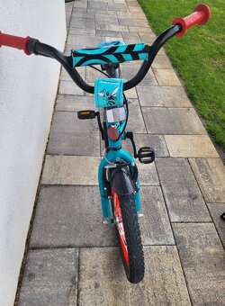 Detský bicykel 16´´ značky Kellys aj s pomocnými kolesami - 2