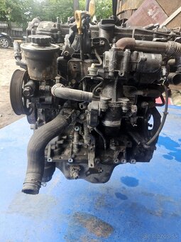 Motor Toyota Corolla Verso 2.2 130 kW - 2