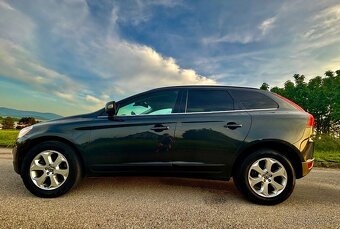 Volvo XC60 D5 (151kW) AWD 4x4 automat - 2