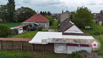 Veľký priestranný pozemok o rozlohe 7745 m2 s RD, Jelka - 2