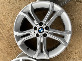 BMW elektróny  r 18 rožtek 5x112 stred 66,5 - 2
