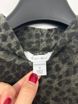 6 ks = 26€ , Košele, biznis nohavice, tričko, elegantný top - 2