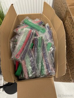 Predám zostatok eshopu -  fitness vecí - 2