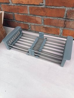 Teleskopický kuchyňský odkapávač s nastavitelnou šířkou - 2