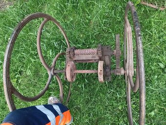 Staré vecí na chalupu - 2