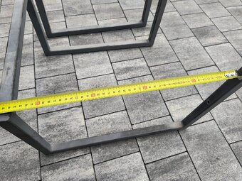 Držiak na pneumatiky - 2