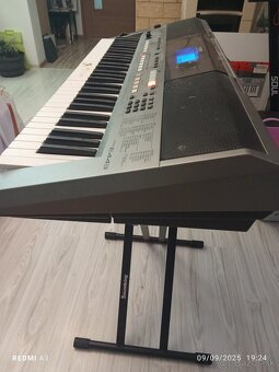 klavesy Yamaha E443 - 2