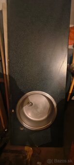 Kuchynská doska z dresom. - 2