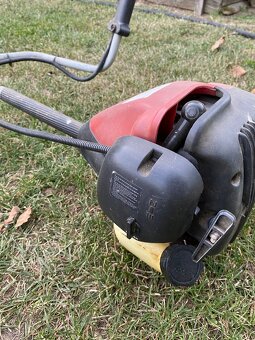 Krovinorezy Grizzly a Stiga - 2